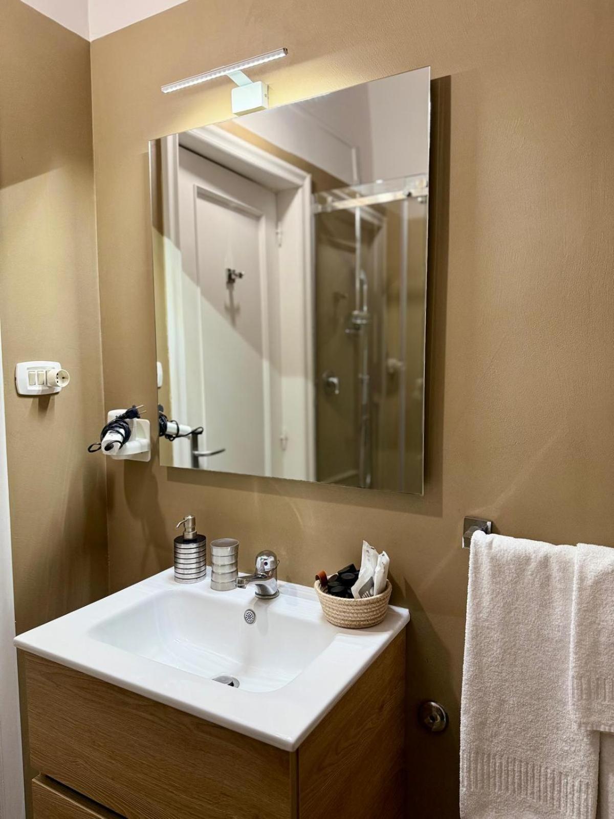Chiaia Suites Napoli Ngoại thất bức ảnh