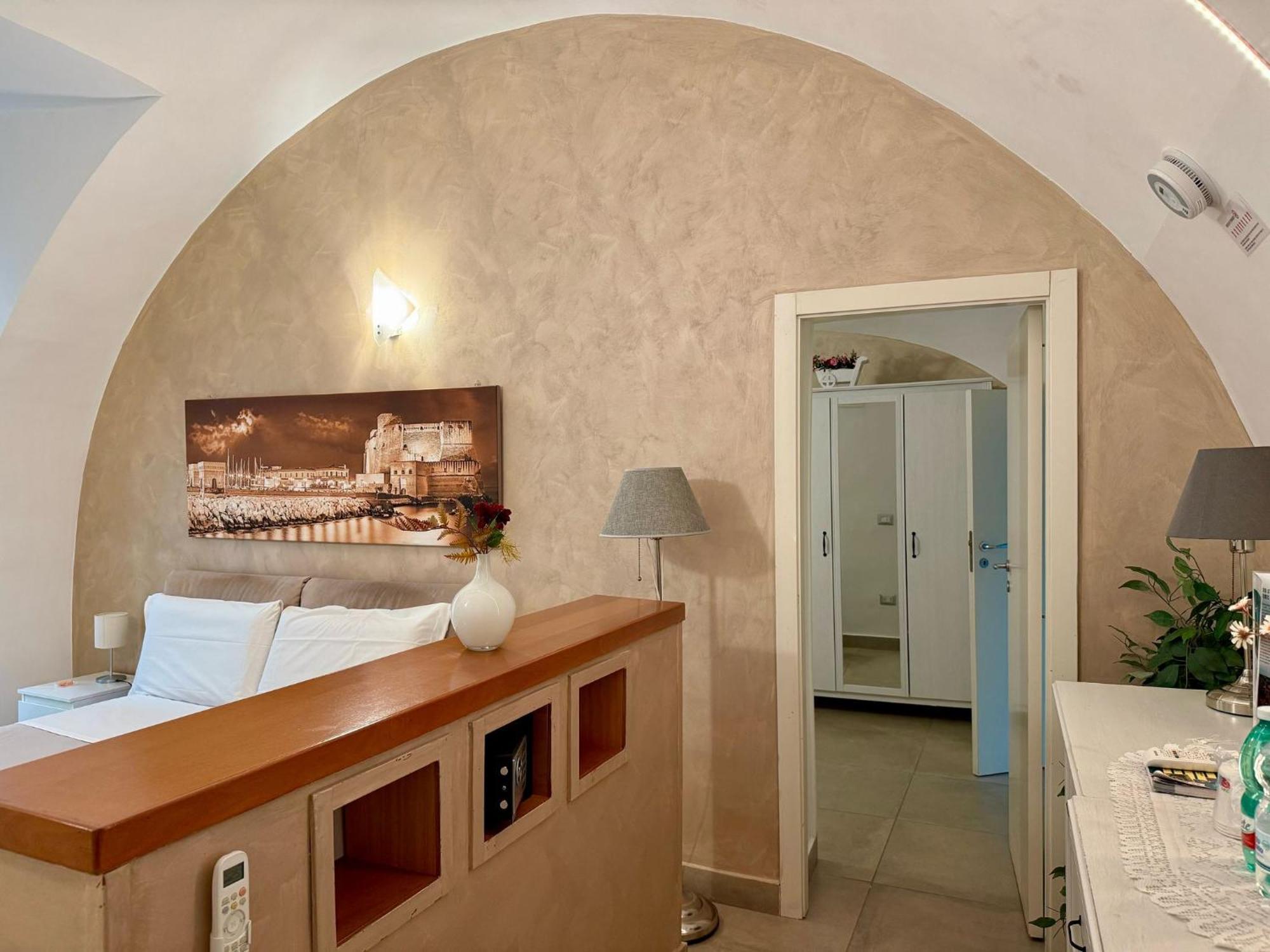 Chiaia Suites Napoli Ngoại thất bức ảnh