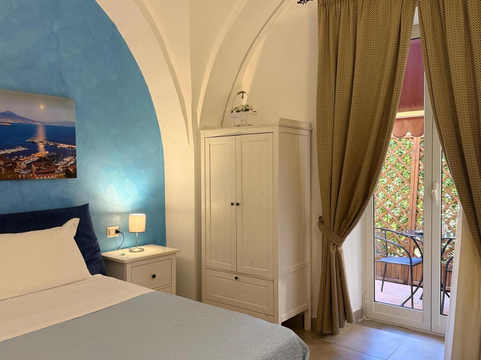 Chiaia Suites Napoli Ngoại thất bức ảnh